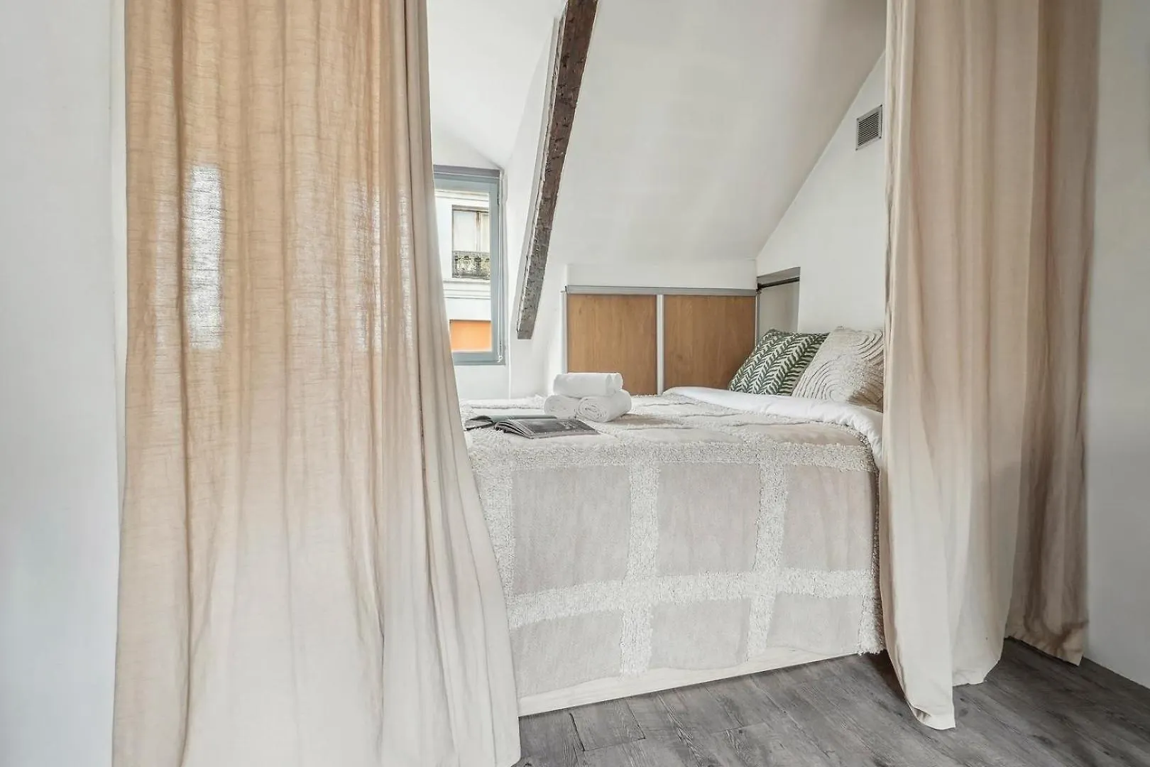 Bnbnook - Bright Studio In Le Marais & Notre-Dame Paříž