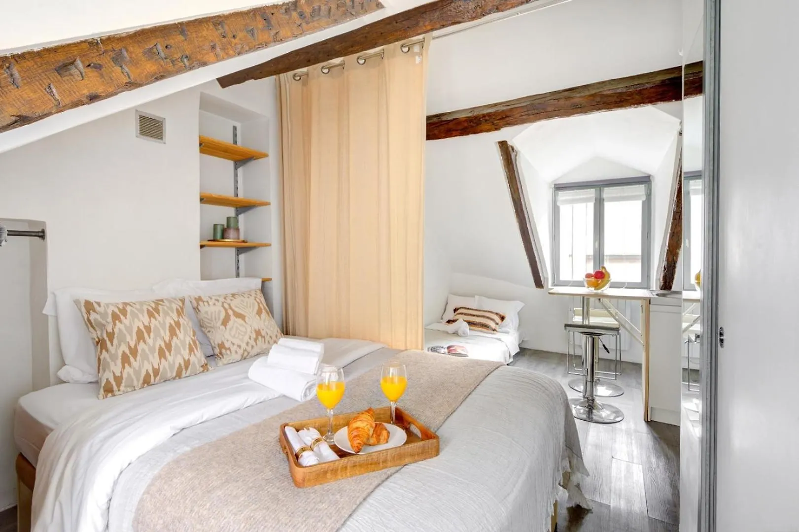 Bnbnook - Bright Studio In Le Marais & Notre-Dame Paříž Apartmán